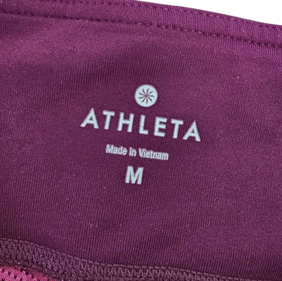 Athleta Magenta Workout Athletic Skort Skirt Size Medium - Picture 3 of 7